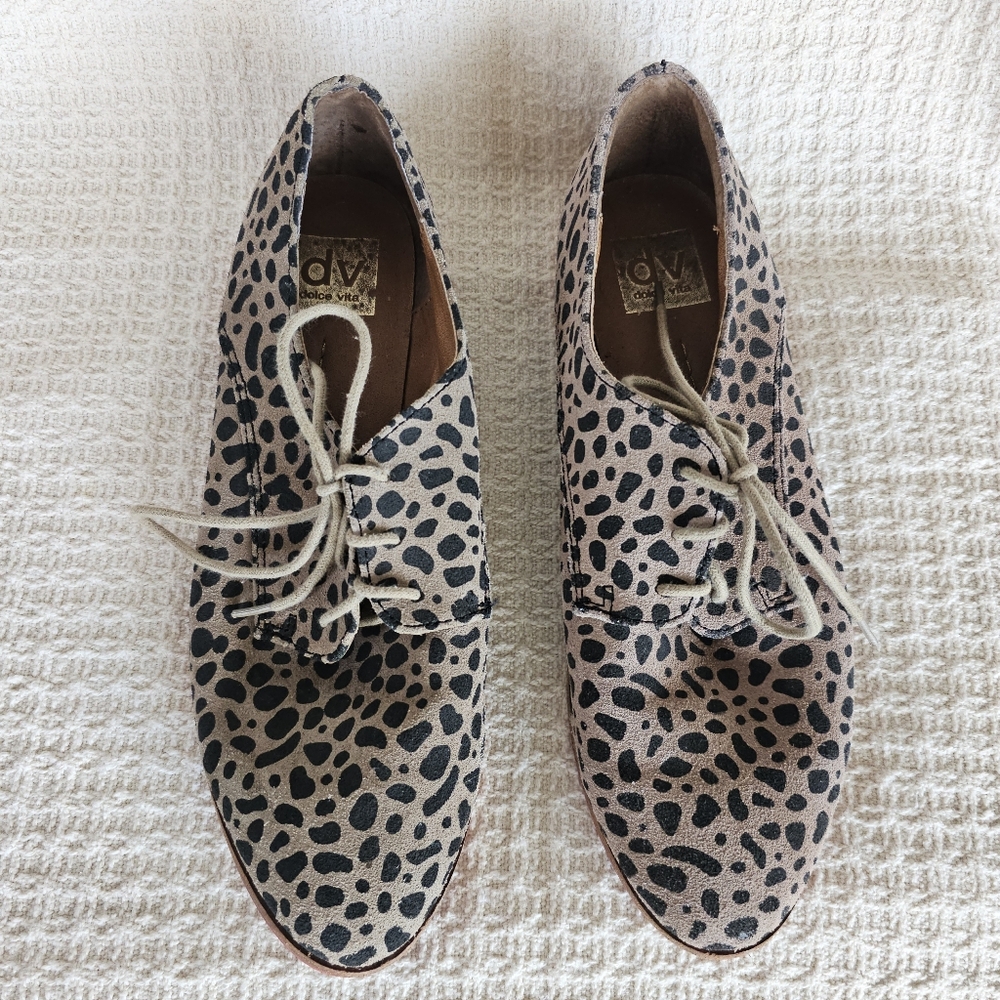 ☆ DOLCE VITA Cheetah Print Oxfords, 8.5